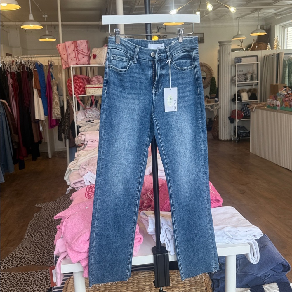 Vervet by Flying Moneky CARLENE Crop Jeans In Med Blue